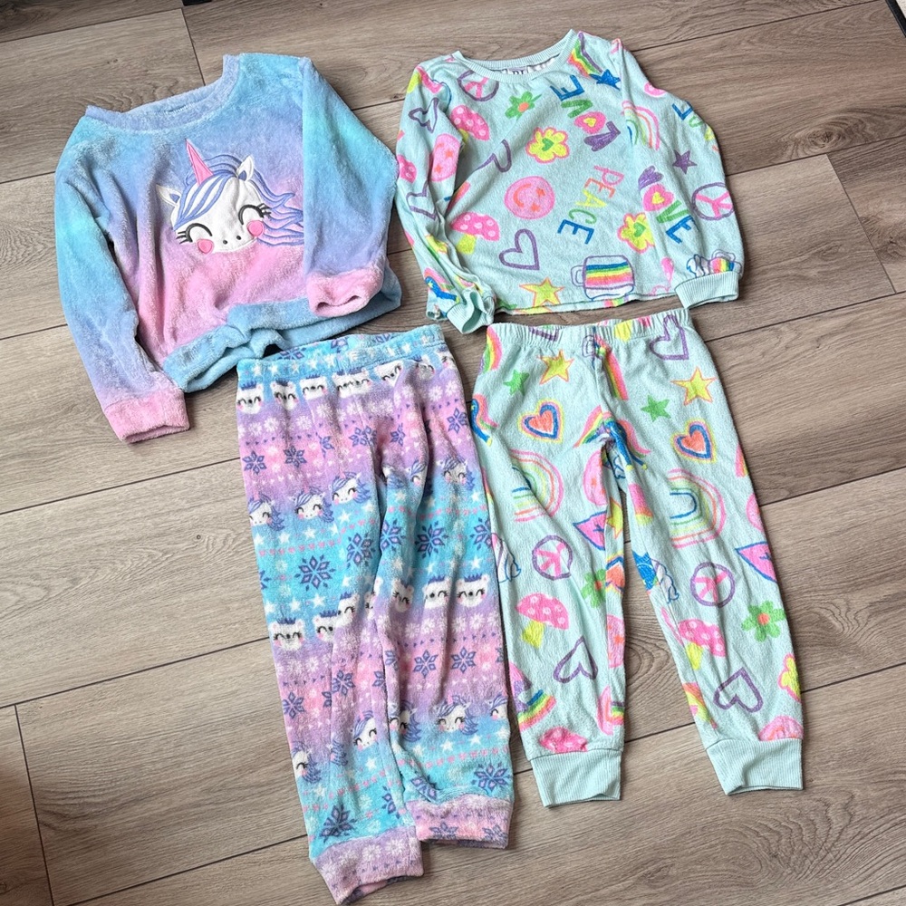 Unicorn and Peace Sign Kids Pajama Set soft and cozy 🦄☮️✌️💕